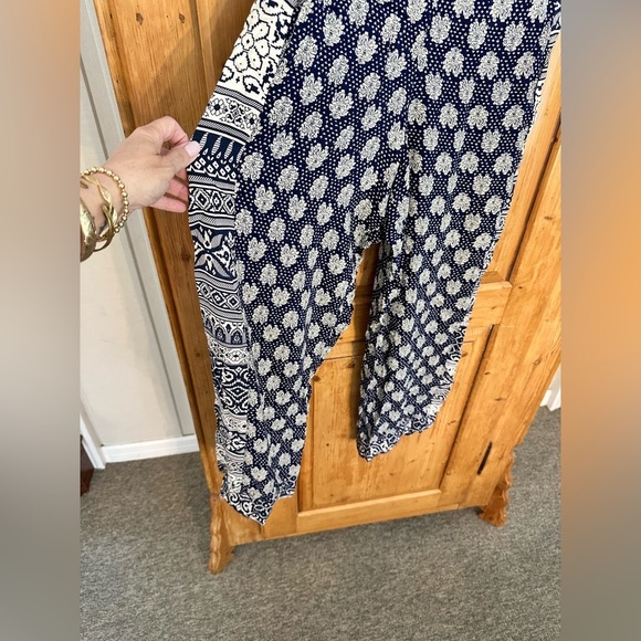 Solitaire Wide Leg Lightweight Indian Inspired Pants. Size Small Navy & White - Picture 9 of 9